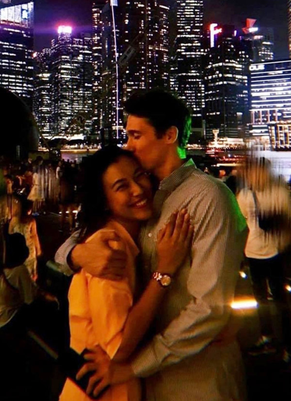 Á hậu Hoàng Oanh mừng vì cuối cùng đã có người rước-3