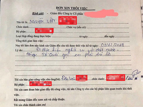 CLIP: Đang tập lái, người phụ nữ cho cả ô tô và thầy lao xuống mương-1