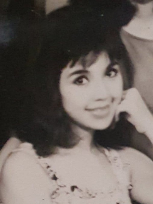 ẢNH HIẾM: Nhìn NSND Lan Hương bây giờ lại nhớ nhan sắc thời trẻ của Em bé Hà Nội-3