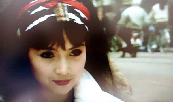 ẢNH HIẾM: Nhìn NSND Lan Hương bây giờ lại nhớ nhan sắc thời trẻ của Em bé Hà Nội-7