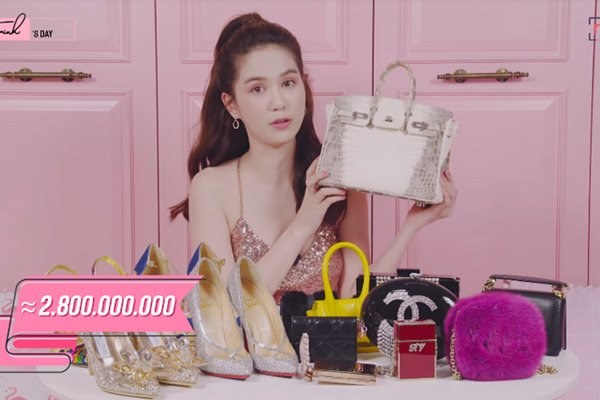 Ngọc Trinh, Phượng Chanel bạo tay sắm hàng hiệu tiền tỷ, mặc thả ga chẳng lo người ta-9