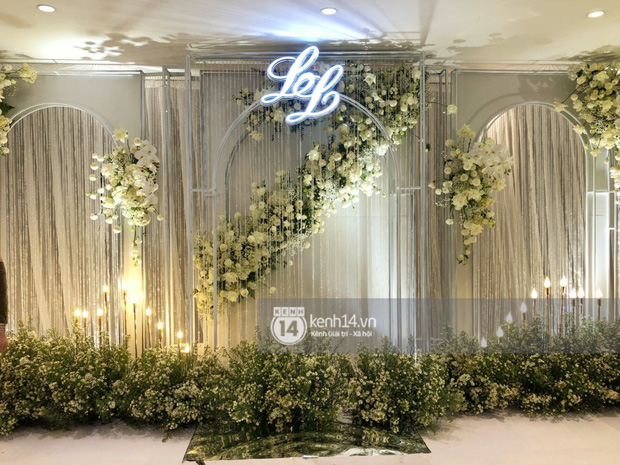 Không gian đám cưới Bảo Thy tại khách sạn 6 sao siêu sang chảnh: Trang trí giản đơn nhưng vẫn toát lên gia thế khủng!-4