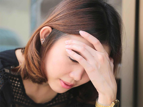 Nữ phiên dịch chết lặng phát hiện sở thích của người yêu trong phòng đọc sách-2