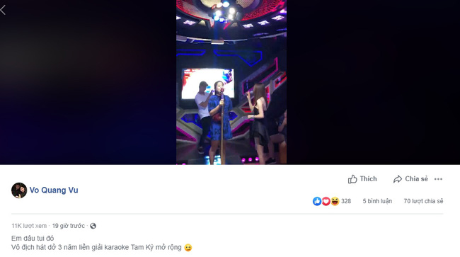 Nhã Phương diện váy ngắn sexy đi hát karaoke, bị anh trai Trường Giang thẳng thừng chê dở-1