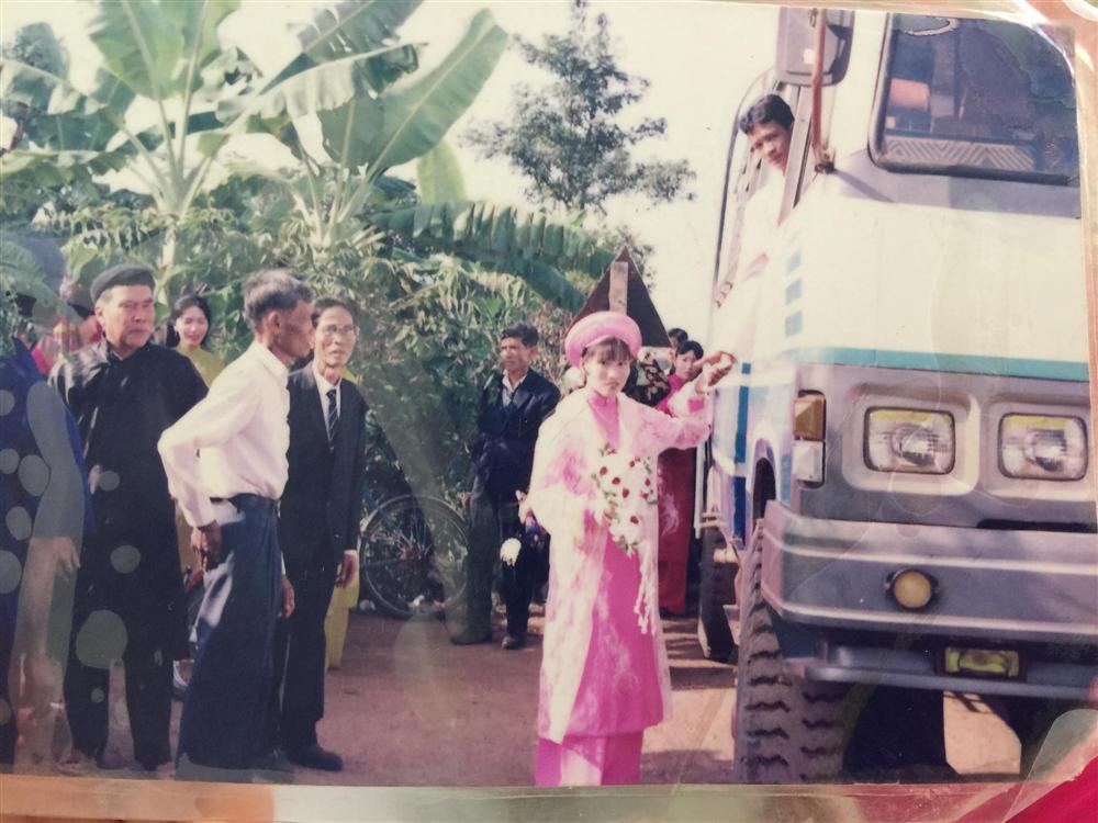 Chuyện tình anh chàng thích đánh đồn có địch: Vợ chồng cãi nhau như cơm bữa nhưng cà khịa lại chính là bí quyết gắn kết suốt 21 năm qua-4