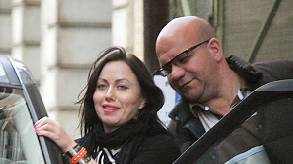 Từ vũ nữ múa cột lên làm phu nhân triệu phú, cô vợ trẻ bị nghi lập mưu sát hại chồng để cướp trắng tài sản-4