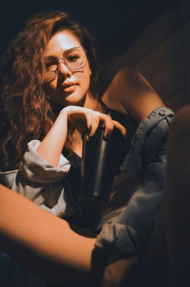 Diễn viên Ghét thì yêu thôi Phương Anh diện nội y cực táo bạo trong bộ ảnh mới-10