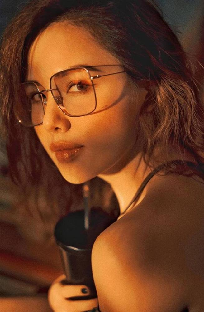 Diễn viên Ghét thì yêu thôi Phương Anh diện nội y cực táo bạo trong bộ ảnh mới-8