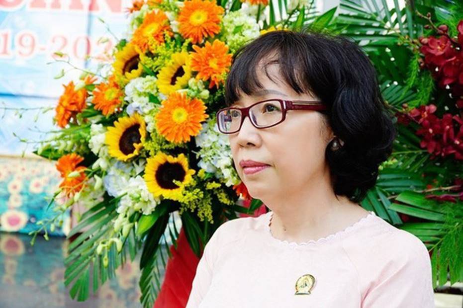 Cô giáo cứ 20/11 là đóng cửa-1