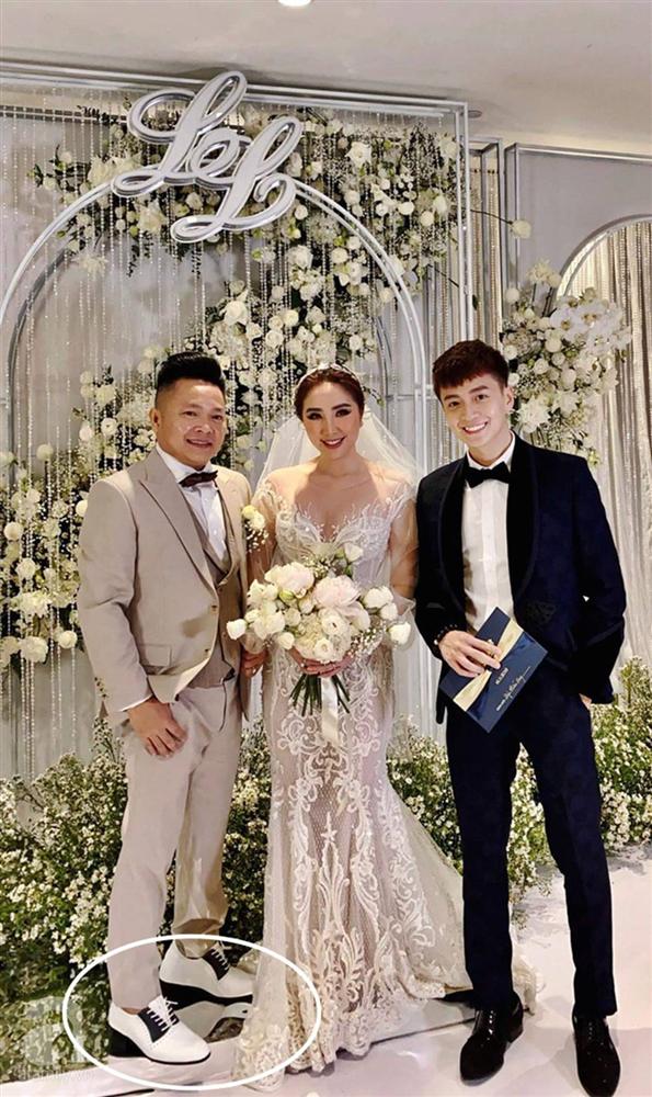 Chú rể bây giờ cũng cần giày độn đế để hack chiều cao, nâng tầm phong độ khi sóng đôi cùng cô dâu trong ngày cưới-14