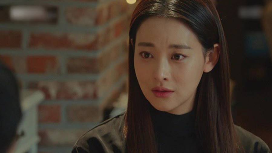 Con trai dẫn người yêu xinh xắn nhưng ăn mặc kỳ lạ về ra mắt gia đình, khi cô gái ấy kéo tay áo lên tôi bủn rủn chân tay-2