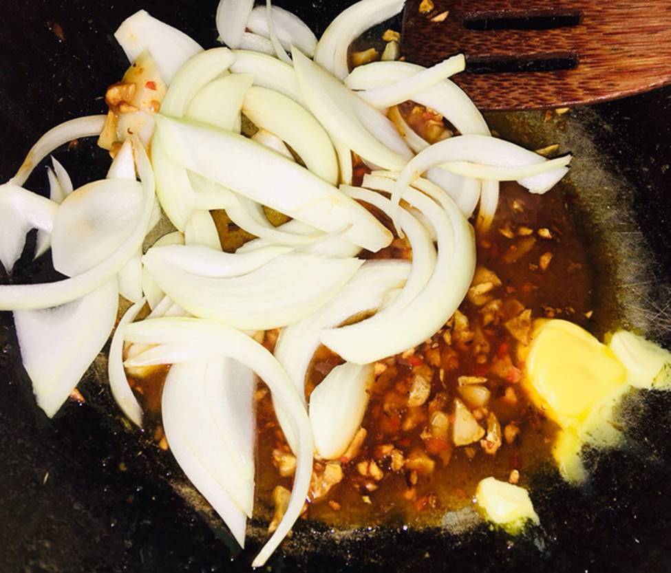 Cuối tuần nịnh chồng với món sụn gà chiên mắm, đảm bảo không anh nào không khoái!-5