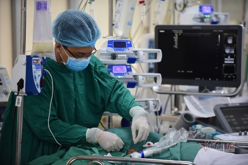 Nơi níu giữ những sinh mệnh mong manh trước cửa tử-20