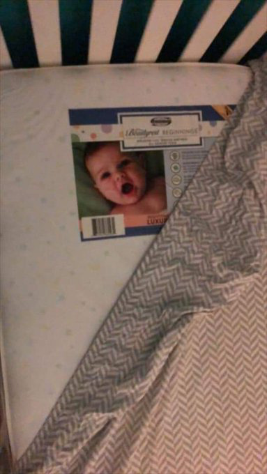 Lắp camera phòng ngủ của con nhỏ, bố mẹ hoảng hồn khi nhìn thấy hình ảnh máy quay thu được-7