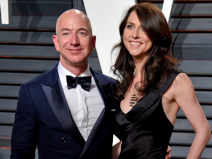 10 năm biến động của tỷ phú Jeff Bezos-13