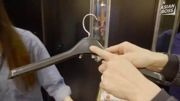 Dịch bệnh quay lén phụ nữ Hàn Quốc lan rộng và sự suy đồi của những đứa trẻ tiểu học bán hình ảnh riêng tư của mẹ ruột-3