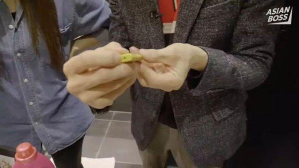 Dịch bệnh quay lén phụ nữ Hàn Quốc lan rộng và sự suy đồi của những đứa trẻ tiểu học bán hình ảnh riêng tư của mẹ ruột-6