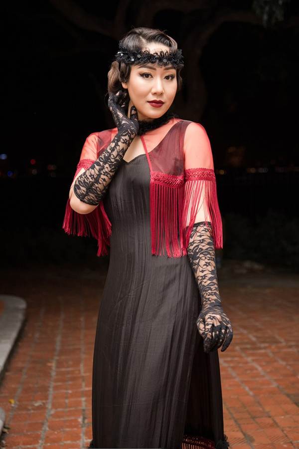 Ngô Phương Lan bất ngờ diễn mở màn show thời trang dù mới sinh con 8 tháng-3