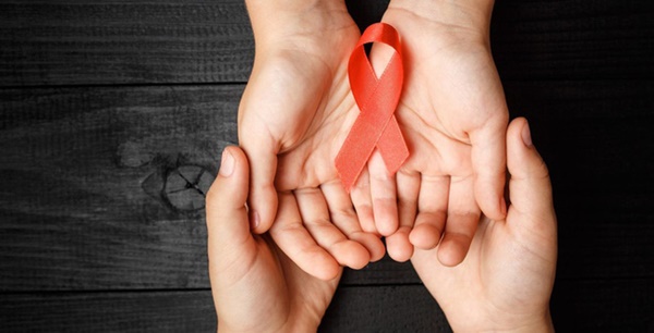 Sống chung với HIV: Những lầm tưởng và sự thật mà bất kì ai cũng nên xem để bảo vệ mình-1