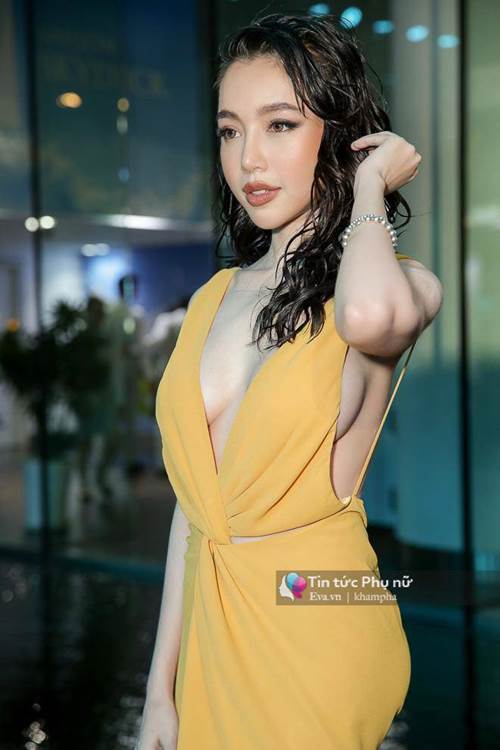 Chạy theo mốt tóc ướt, Minh Hằng - Hương Giang đánh rơi nhan sắc vì điều này-3