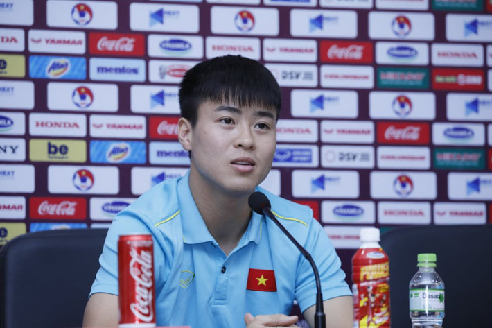 HLV Park Hang Seo: Chanathip đá được ở Nhật, chẳng có lý do gì Quang Hải không đá được-5