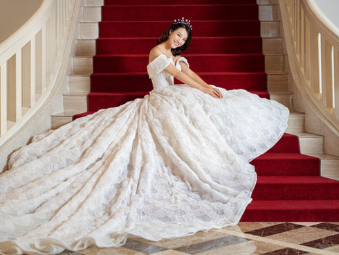 Chân dung bạn trai ngoại quốc của Hoàng Oanh-12