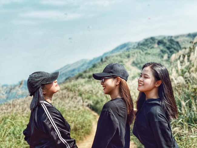 Chia tay Quang Hải, Nhật Lê ngày càng thích phong cách tomboy, đi xe phân khối lớn, bị hỏi Có phải les rồi không?-3