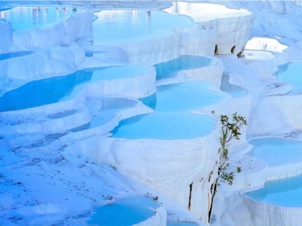 Vịnh Hạ Long lọt top 20 kỳ quan nên đến 1 lần trong đời-18