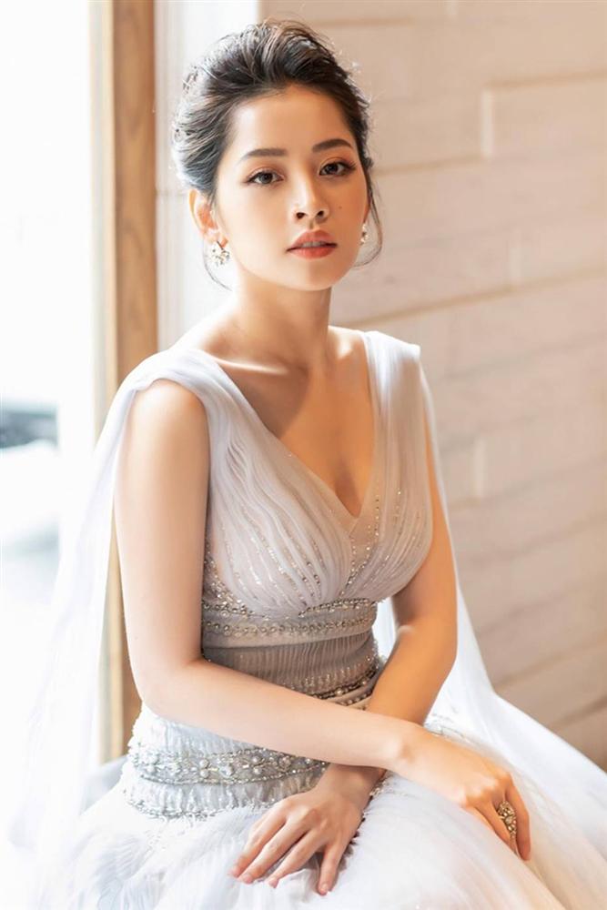 Dàn sao Việt đình đám khiến dân tình choáng váng vì sinh ra trong gia đình học thức, bố mẹ đều là giáo viên, giáo sư, tiến sĩ nổi tiếng-4