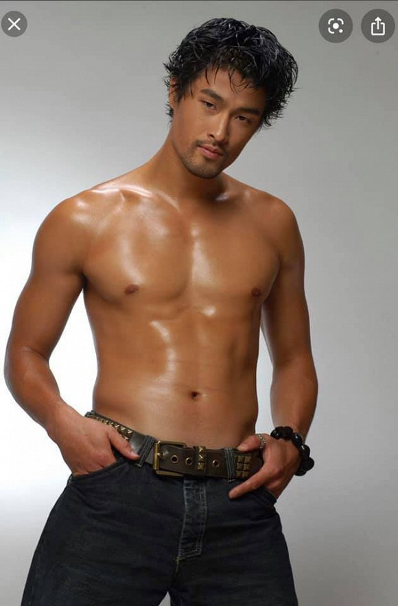 Johnny Trí Nguyễn bất ngờ trở lại với nhan sắc đỉnh” sau loạt ảnh gây thất vọng-4