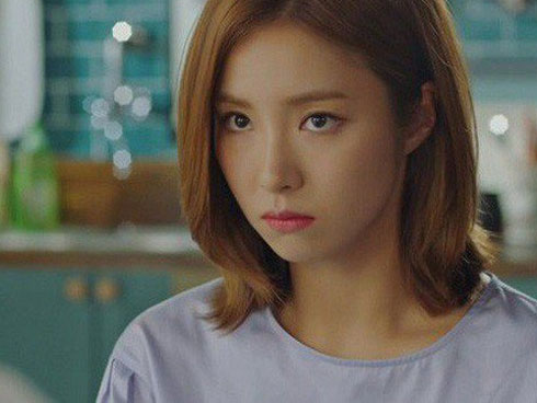 Nghe điện thoại của osin, tôi bỗng thấy giọng chồng với câu nói như sét đánh ngang tai-2