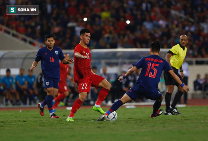 Văn Lâm phá phạt đền xuất thần, Văn Hậu cảm tử, Việt Nam cầm hòa thành công Thái Lan-1