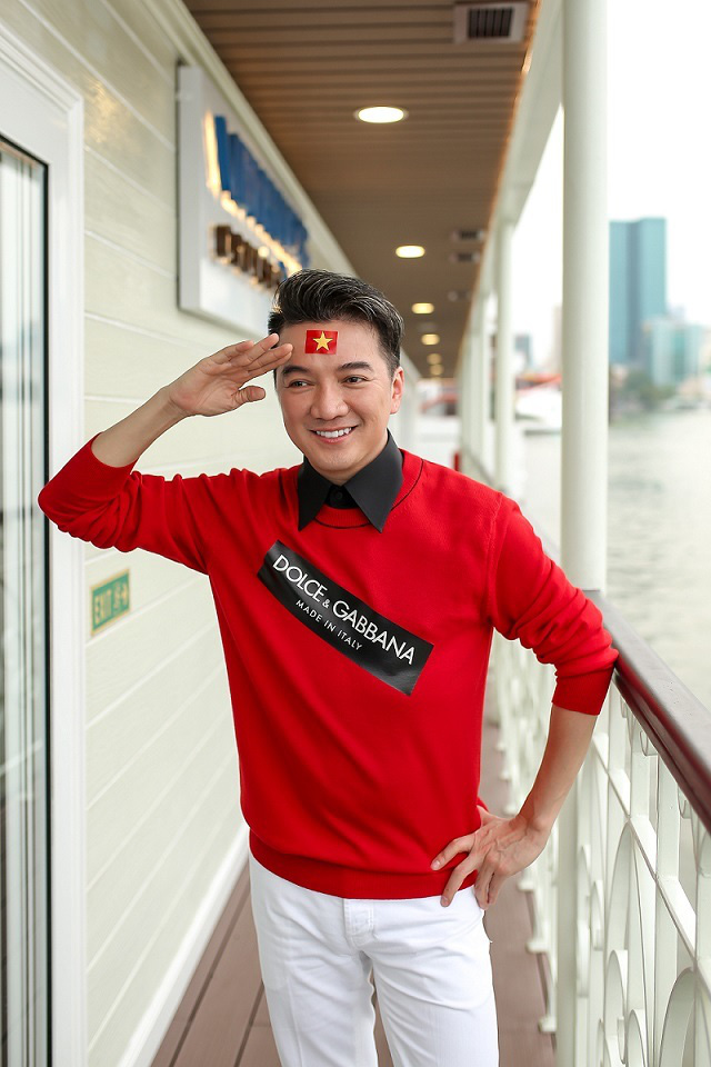 Ít ai nghĩ rằng Đàm Vĩnh Hưng lại dành thời gian viết về đội tuyển Việt Nam như thế này-1