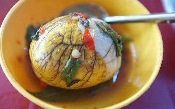 Trứng vịt lộn bổ như nhân sâm” nhưng 7 nhóm người này khi ăn nhiều thì không chỉ hại gan, thận mà còn nguy hiểm tính mạng-4