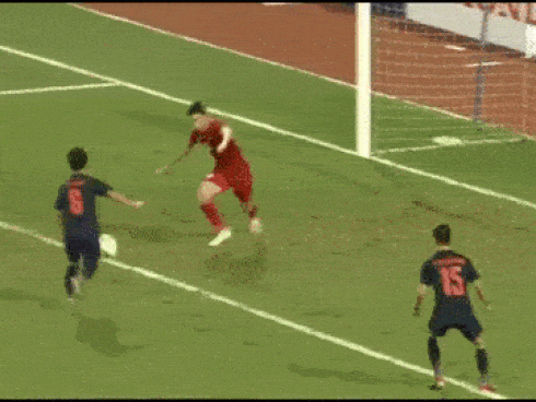 Cựu trọng tài nổi tiếng nước Anh, từng bắt 2 kỳ World Cup nói Việt Nam mất oan bàn thắng-2