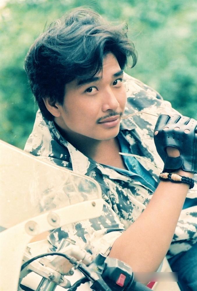 Đường tình lận đận của dàn sao đình đám thập niên 1990-23