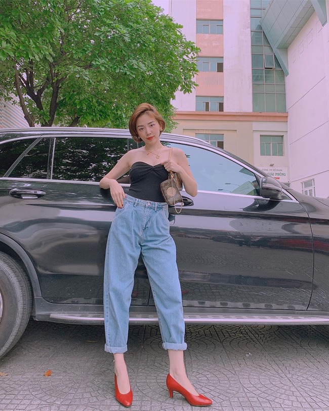 Street style sao Việt: Phạm Quỳnh Anh ăn vận như teen girl, HH Thu Thảo diện váy thùng thình cứ như đang bầu tập 2-7