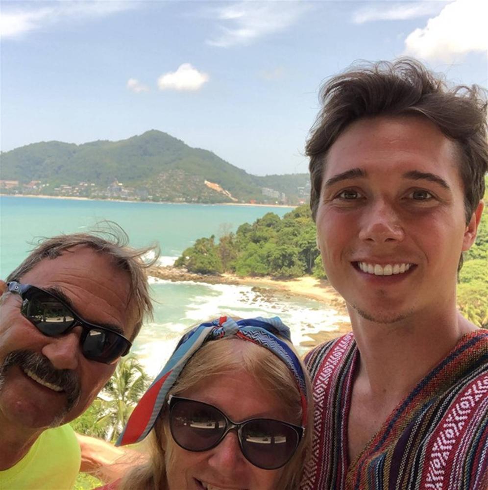 Chân dung bạn trai ngoại quốc của Hoàng Oanh-4