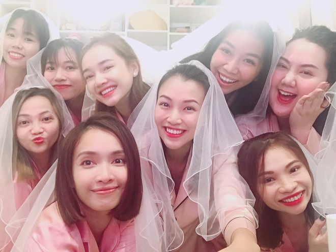 Chân dung bạn trai ngoại quốc của Hoàng Oanh-6