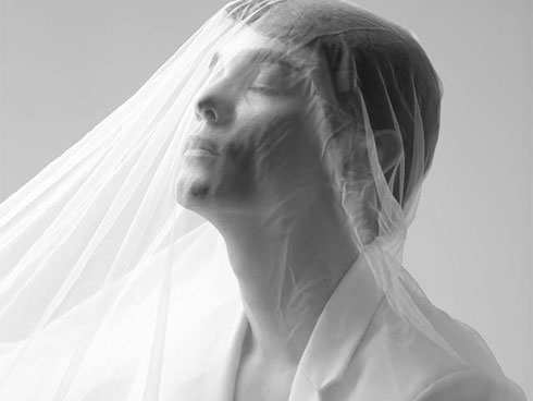 MV Ghen Cô Vy lên sóng truyền hình Mỹ: MC bấn loạn vì quá dễ thương, khen ngợi bài hát trực quan và cả vũ điệu chống dịch cực đáng yêu-6