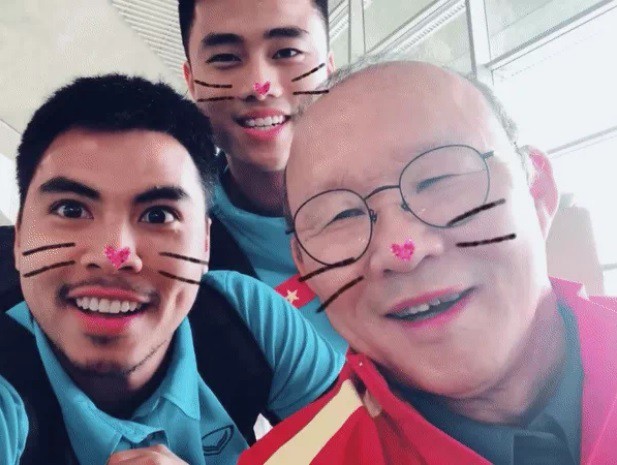 Ngày 20/11, tri ân HLV Park - người thầy của các cầu thủ Việt Nam-3