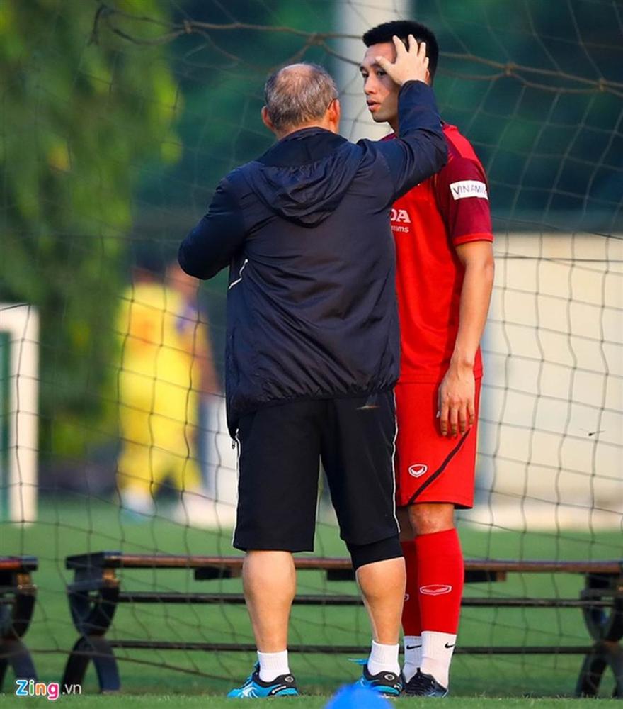 Ngày 20/11, tri ân HLV Park - người thầy của các cầu thủ Việt Nam-7