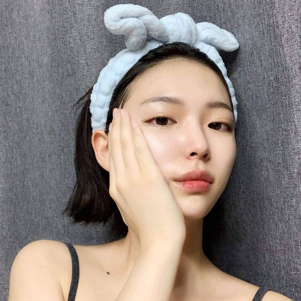 Chăm da cật lực mà thiếu một chai toner cấp ẩm thì da bạn vẫn khó ẩm mượt trong mùa hanh khô này được-1