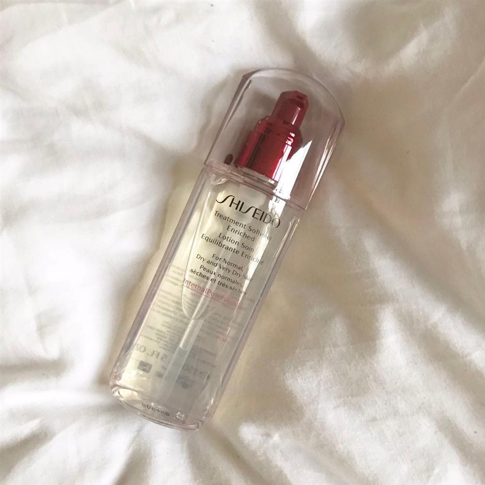 Chăm da cật lực mà thiếu một chai toner cấp ẩm thì da bạn vẫn khó ẩm mượt trong mùa hanh khô này được-9