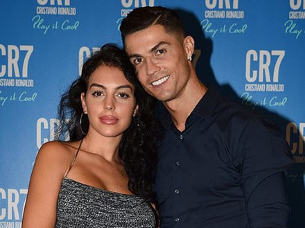 Sau 3 năm hẹn hò rồi sinh con, Ronaldo và bạn gái nóng bỏng cuối cùng đã tổ chức đám cưới bí mật?