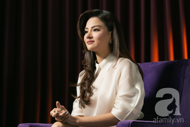 Vũ Thu Phương: Lấy chồng đại gia Campuchia, nuôi 2 con riêng, có mâu thuẫn là mời mẹ chồng - em chồng ra nói chuyện-5