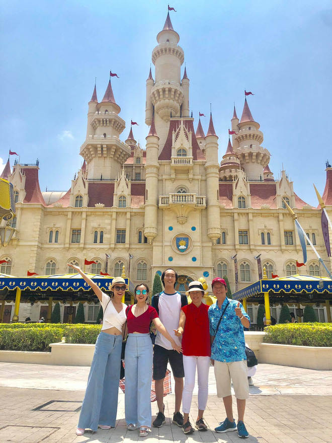 Khối tài sản của MC Hoàng Oanh trước khi lên xe hoa: Cát xê khủng, nhà tiền tỷ, nhưng sống kiểu đối lập hẳn-6