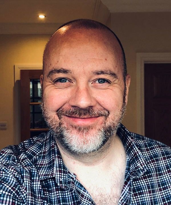 Bị viêm phổi nặng, khó thở suốt 3 tháng không rõ lý do, kiểm tra giường liền biết nguyên nhân-1