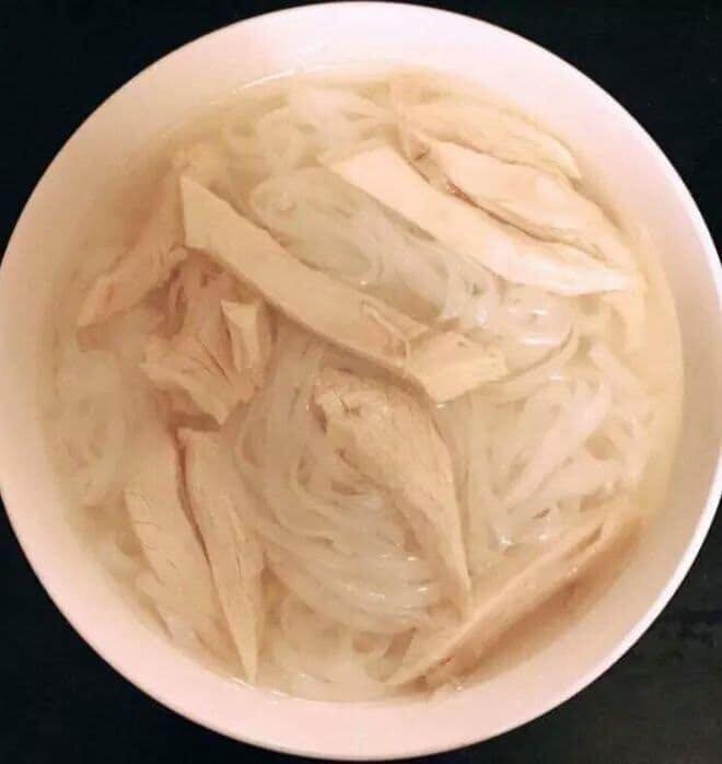 Ngọc Trinh làm hội ghét ăn hành phát khóc nhưng xem đến Bích Phương mới thấy thật ác-10