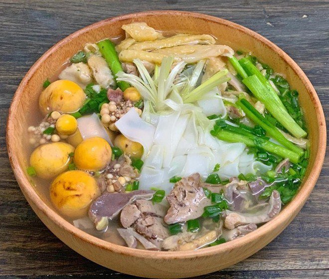 Ngọc Trinh làm hội ghét ăn hành phát khóc nhưng xem đến Bích Phương mới thấy thật ác-12